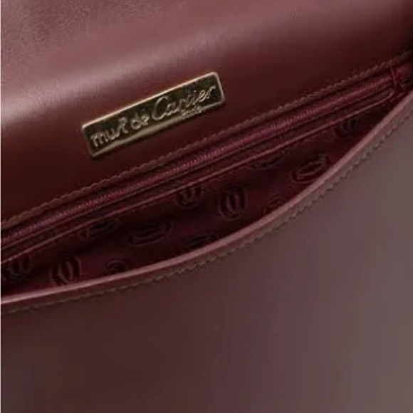 Authentic Vintage Cartier leather sling bag. Used - Picture 10 of 11